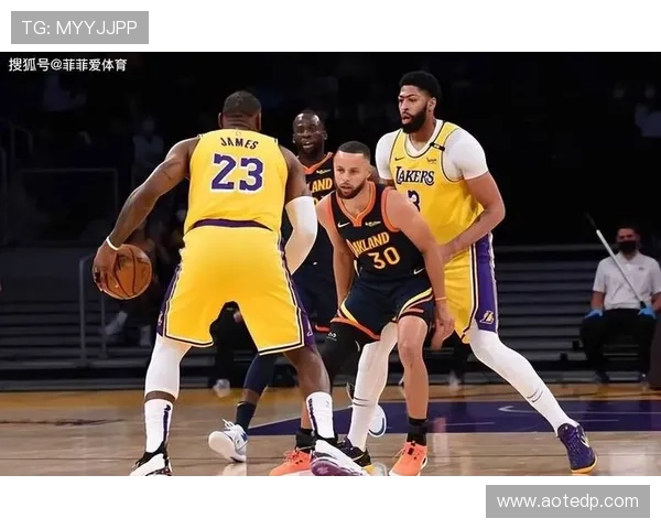 詹姆斯伤愈复出助湖人力克勇士 带队迎来连胜突破新高